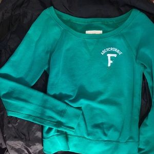 Abercrombie & Fitch sweater